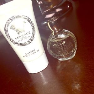 Versace perfume